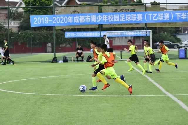 中超重燃战火 申花赛程艰难 一个个问号将被拉直